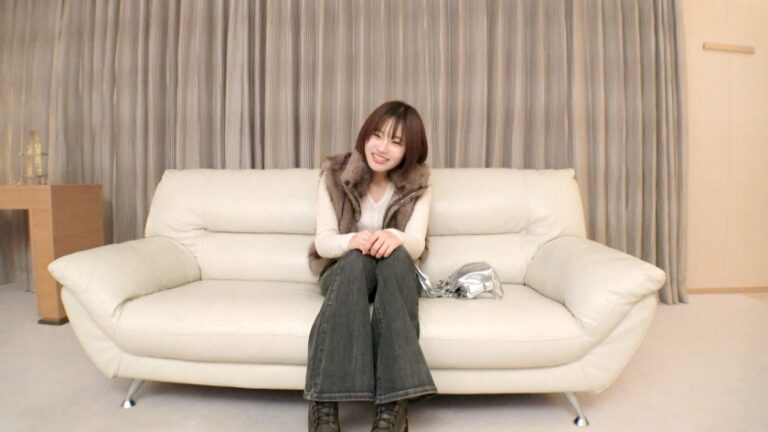 現役女子大生の性春日記！おじさん好きの巨乳女子大生が大好きなバックで突かれまくりイキまくる！何度も何度もイカされてリミッターが切れたように自分から腰を振り出し何度も何度もセルフイキを繰り返す！可愛い、女子大生、Gカップの大三元が揃えば勝ち確定！ 【初撮り】ネットでAV応募→AV体験撮影 2543