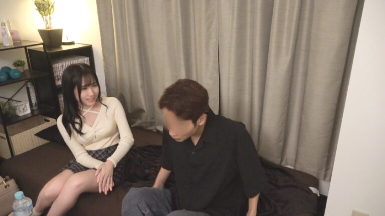 百戦錬磨のナンパ師のヤリ部屋で、連れ込みSEX隠し撮り 386 チ○コ舐めるの大好き！コールセンターで働く低めエロボイス女子をマチアプでゲット！電マを当てながらのスパンキング&奥ガン突きで腰を跳ねさせ大絶頂！